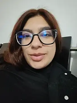 Cutetemari  live sex cam