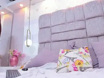 Melaniee_jones  live sex cam
