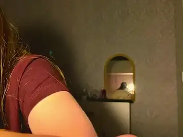 KareyGoodroe  live sex cam