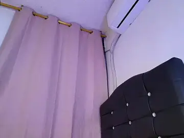 Mia_depp  live sex cam