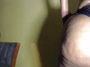 Pretty_nilah  live sex cam
