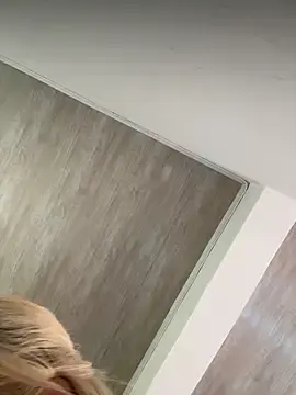Alicev_kitty  live sex cam
