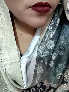 Karishma-Gupta  live sex cam