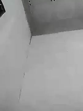 Lyy_nude  live sex cam