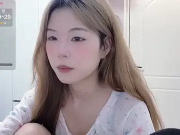 Xiaorui-  live sex cam