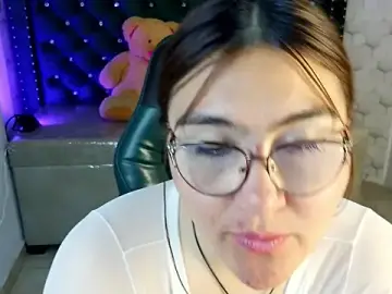Conniejames_m  live sex cam