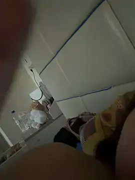Lunitablanco21  live sex cam