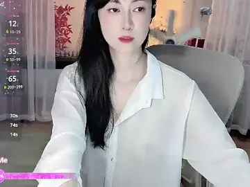 Noomi-1111  live sex cam