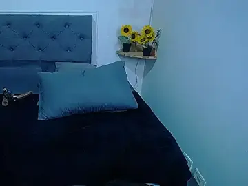 Sasi_luna  live sex cam