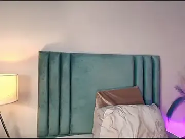 DakotaDesire  live sex cam