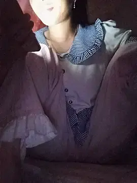 Hily_wet  live sex cam