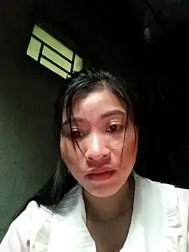 Hiniyk2  live sex cam