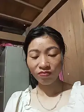 Hiniyk2  live sex cam