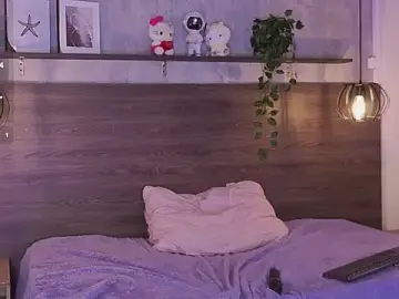 Isa_doux  live sex cam