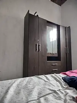 MichelleMore  live sex cam