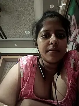 Rainy_Royal  live sex cam