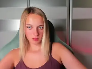 RouseReed  live sex cam