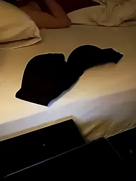 Xoainon-122  live sex cam