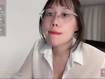Bazhuachushouguai  live sex cam