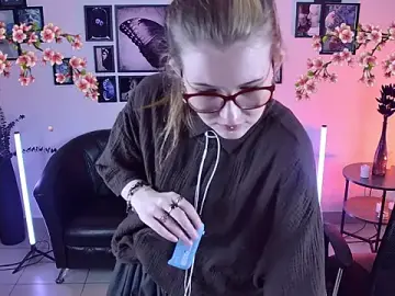 Lanafitch  live sex cam