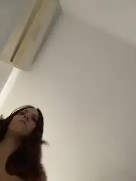 Lauflor  live sex cam