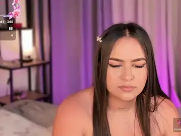 Lynda_west  live sex cam