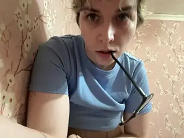 CandyFever  live sex cam