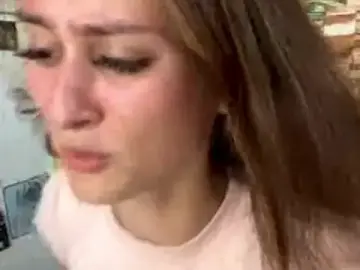 ElenaRosko  live sex cam