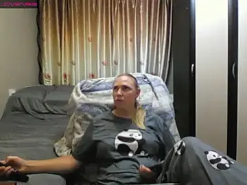 JenniDeep  live sex cam