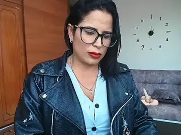 Majo_Soussa  live sex cam
