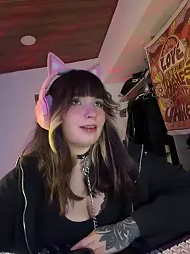 QueenOfBeherits  live sex cam