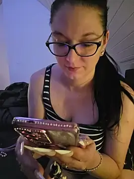 Swiss_Lady  live sex cam
