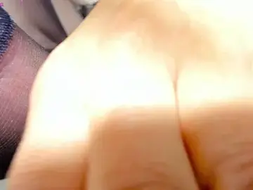 Charlize_legs  live sex cam