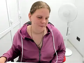 Bella_shyy_  live sex cam