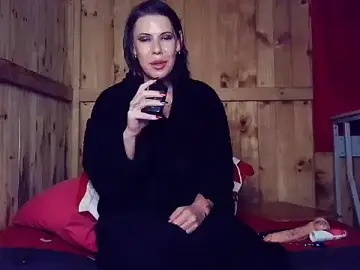 Juicy_Lucy  live sex cam