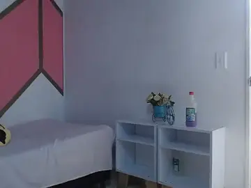 Madeline_Woods  live sex cam