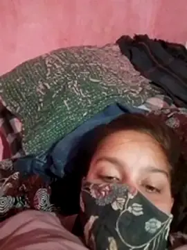 Poonam12A  live sex cam