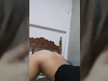 Quebucetaogostoso  live sex cam
