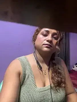 Yours_Loyena143  live sex cam
