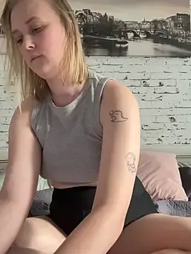 Hotgoodgirll  live sex cam