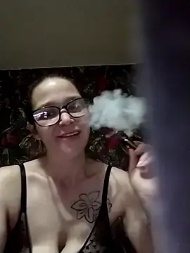 4ft1curvyhousewife  live sex cam