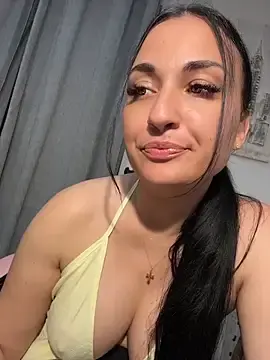 AlexandraRand  live sex cam