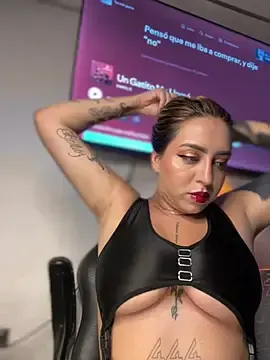 CarolQueen1_  live sex cam
