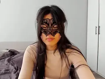 HelenBlazeTrt  live sex cam