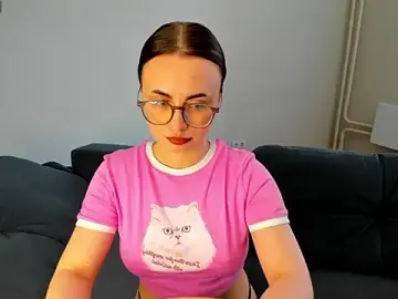 MewStella  live sex cam