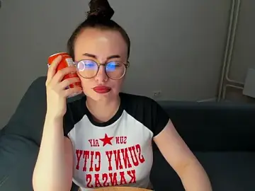 MewStella  live sex cam