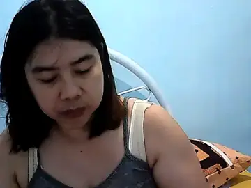 Totally_Naked69  live sex cam