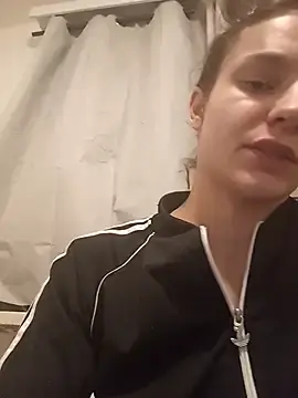 Micky37474  live sex cam