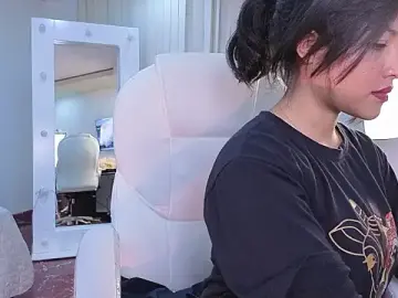 Petite_molly_  live sex cam