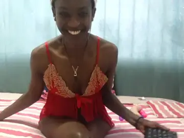Blackbeautypearl120  live sex cam